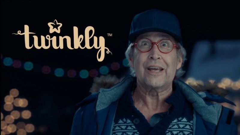 Twinkly präsentiert Weihnachtsportfolio 2024 mit Chevy Chase als Botschafter