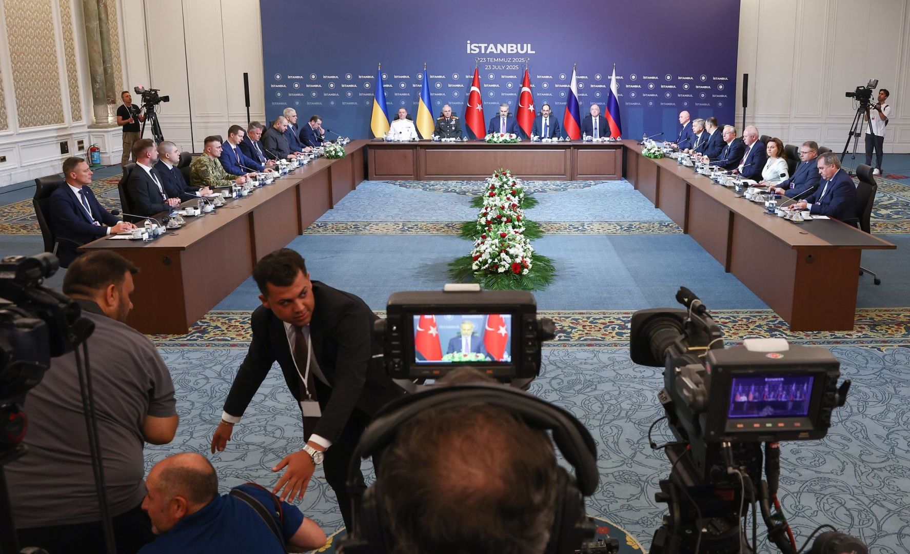 Ukraine-Krieg - Friedensgespräche in Istanbul