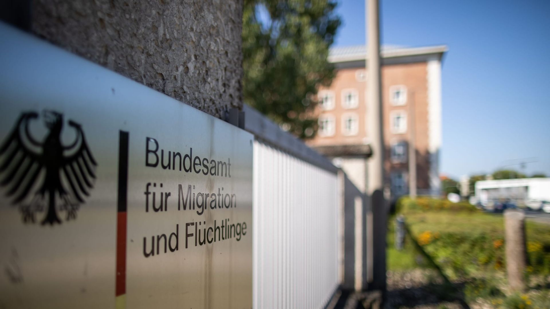 Unter 100.000 – koste es, was es wolle?