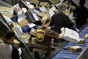 UPS zahlt 45 Millionen Dollar Strafe wegen überbewerteter Frachtgeschäfts-Sparte