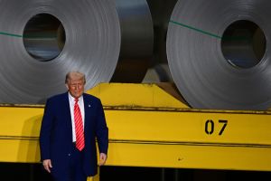 US-Präsident Donald Trump besucht Stahlwerk