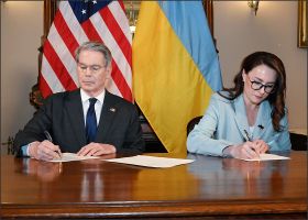 USA und Ukraine schließen Rohstoffabkommen