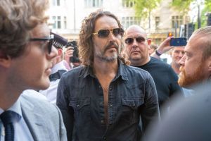 Vergewaltigungsprozess gegen Russell Brand