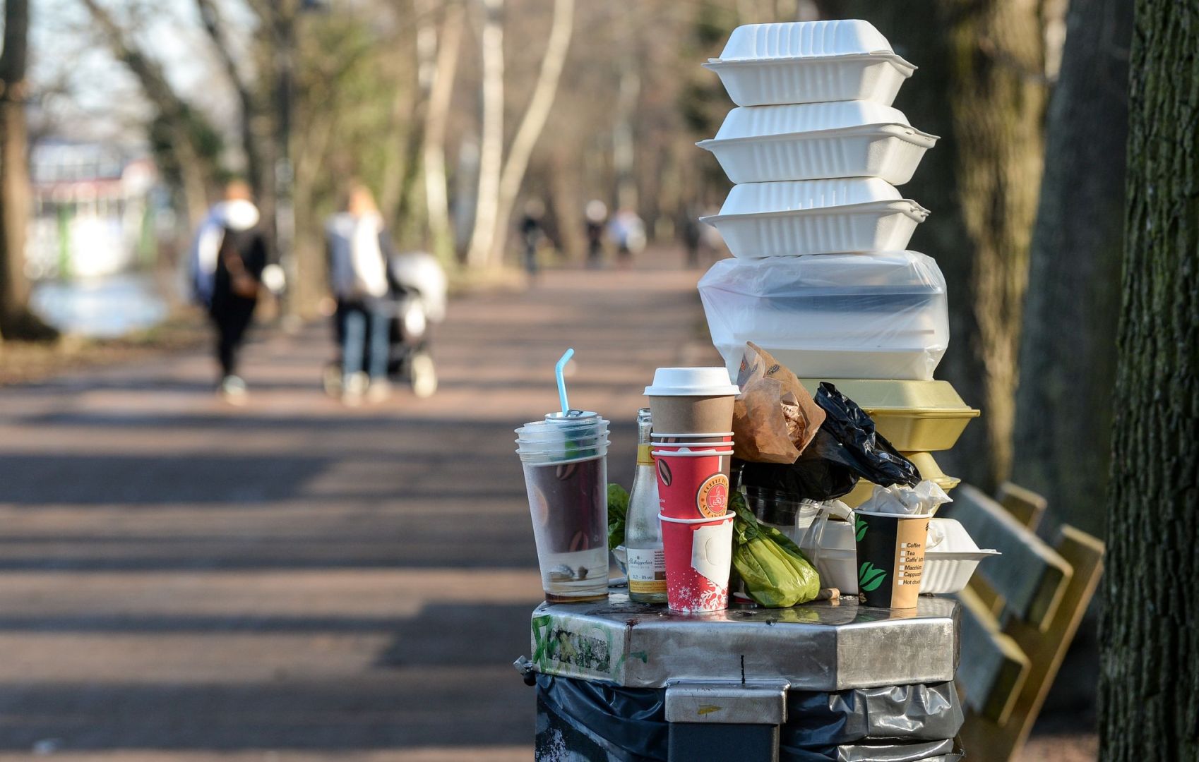 Verhandlungen über globalen Vertrag gegen Plastikverschmutzung