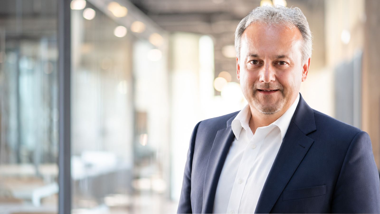 Verstärkung für Wachstum und Kundenfokus: Uwe Kutschenreiter ist neuer Chief Sales Officer bei FLEXiCODE
