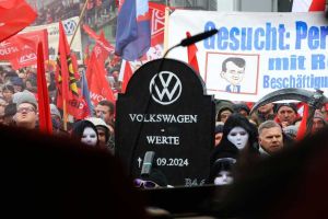 Volkswagen vor Stillstand: Flächendeckende Warnstreiks angekündigt