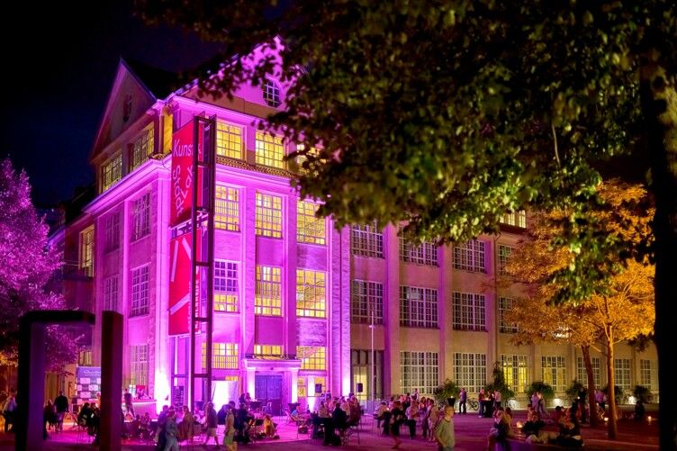 Vorfreude auf die KAMUNA Karlsruher Museumsnacht 2025: Der Vorverkauf startet am 23. Juni