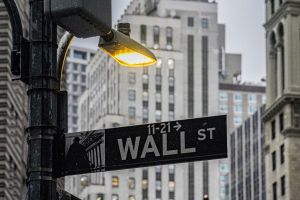 Vorsätzlich blind in den Abgrund? Wall-Street-Elite schlägt Alarm