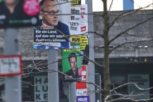 Wahlplakate zur Bundestagswahl (Archiv)