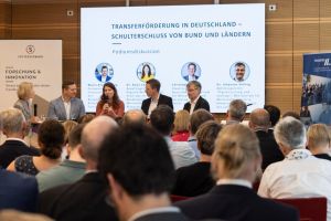 Wie der Wissens- und Technologietransfer weiterentwickelt werden kann