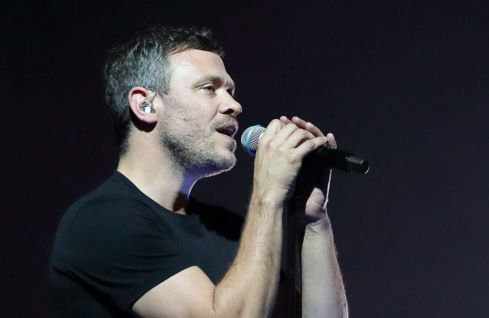 Will Young bereitet sich darauf vor, seine aktuelle Tour in Hundeschutzheime im Vereinigten Königreich zu bringen.