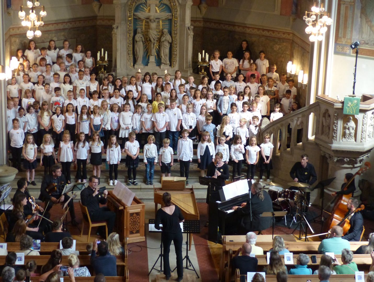 „Wir folgen dem Stern“ - Ein Kinderchor-Weihnachtsmusical von Peter Menger