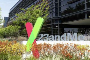 Wojcicki schlägt Regeneron aus dem Feld – Comeback bei 23andMe in letzter Minute