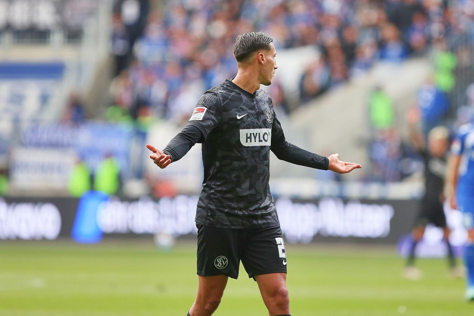 Younes Ebnoutalib (Archiv)