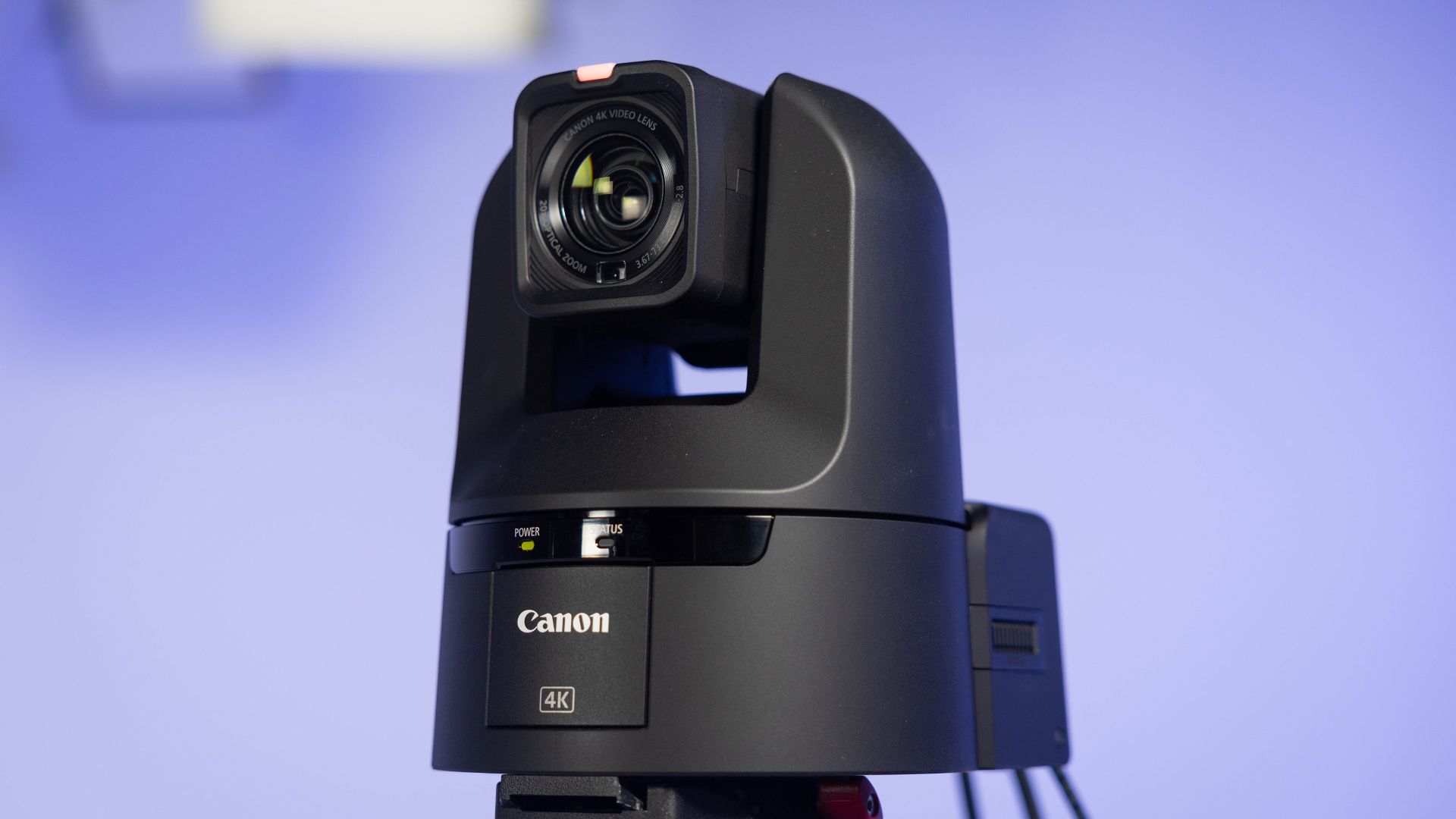 Zwei Kameras, eine unvergleichliche Vision: Canon präsentiert die CR-N400 und CR-N350 für höchste Präzision und Performance in PTZ-Produktionen