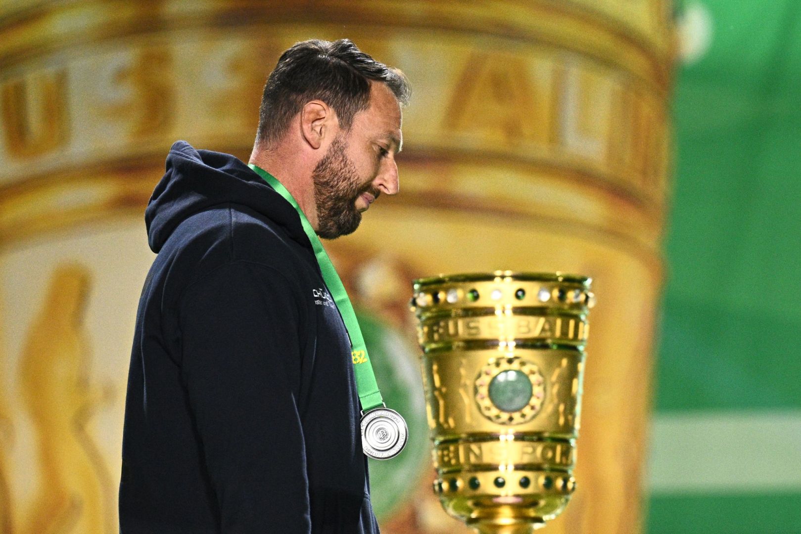  Bielefelds Trainer Mitch Kniat. 