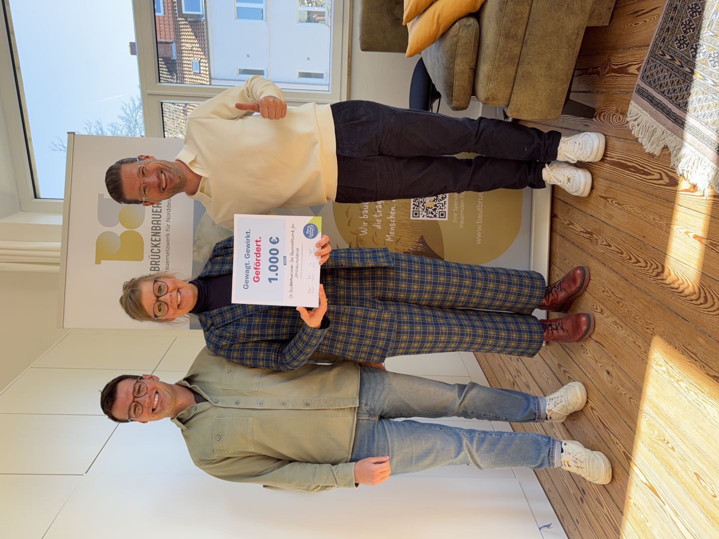 1.000 € für „Trauerzeiten – Dein Weg, Dein Ausdruck, Deine Erinnerung“