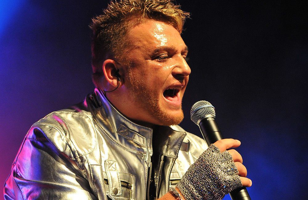 16 Jahre nach seinem legendären ersten Finaleinzug hat Menowin Fröhlich es tatsächlich geschafft und DSDS gewonnen.