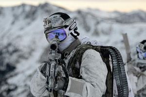 1776 Dollar für jeden Soldaten: Trumps Bilanzrede setzt auf Innenpolitik