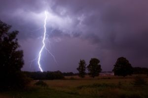 829 Kilometer langer Blitz: Neue Einblicke in ein rekordverdächtiges Naturphänomen