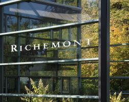 Beben im Luxussegment: Cartiers geheimer Plan bewahrt Richemont vor dem finanziellen Abgrund