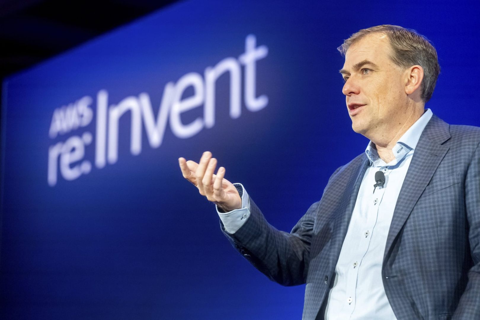 Beben im Silicon Valley: Amazon-Chef prophezeit jahrelange KI-Mangelwirtschaft