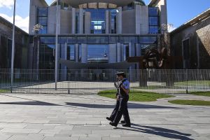 Benzin-Beben am Kanzleramt: Der Geheim-Plan gegen den totalen Preis-Kollaps