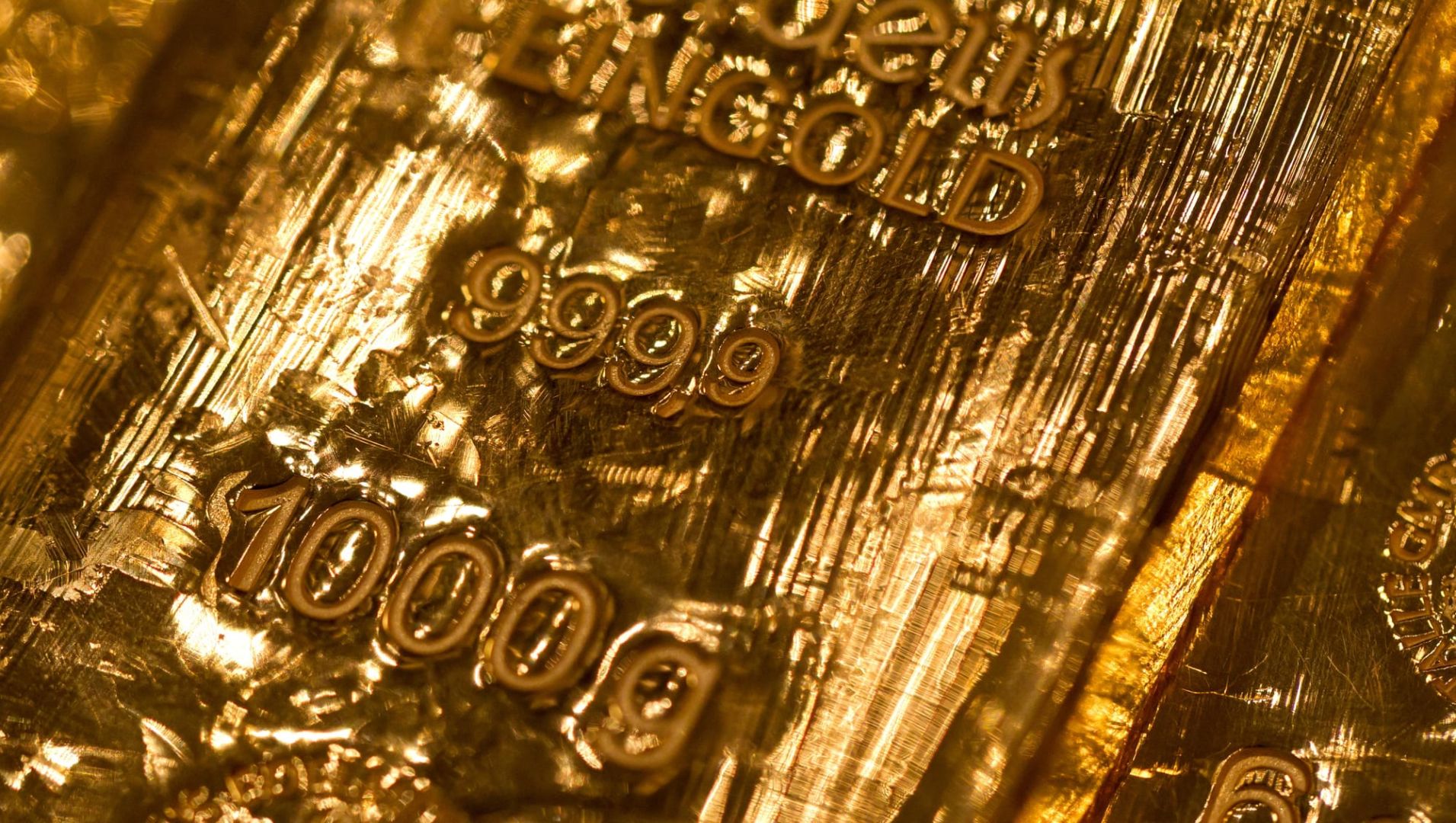 Crash-Gefahr bei Gold, Preisexplosion bei Öl: Wie der Iran-Krieg und die Fed-Zinsangst die Rohstoffmärkte sprengen