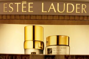 Das 40-Milliarden-Debakel: Warum der Mega-Deal zwischen Estée Lauder und Puig im Chaos versank