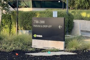 Die KI-Infrastruktur-Krieger: Warum NVIDIA und ServiceNow die eigentlichen Gewinner sind