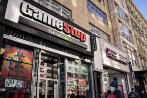 GameStop jagt Relevanz: Ist ein eBay-Kauf die Lösung?