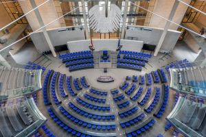 Gehalts-Beben im Bund: Milliarden-Geschenke für Beamte schockieren das Land