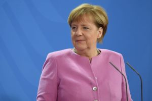 Gerüchte um Schloss Bellevue: Angela Merkel als taktische Waffe der Grünen?