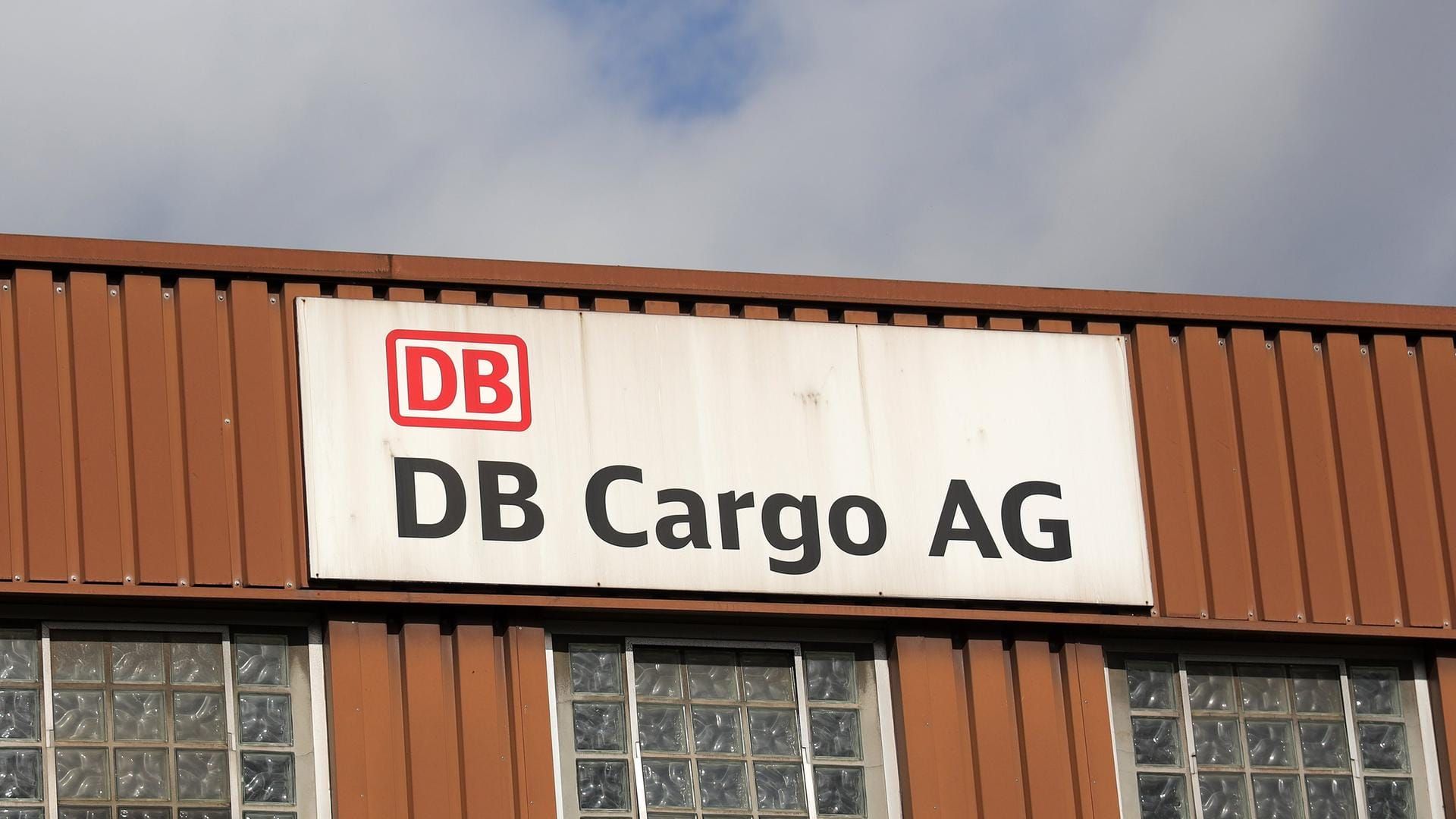 Kahlschlag bei der Bahn: 6.200 Kündigungen – Sonst droht die totale Zerschlagung