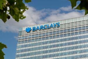 Milliarden-Poker in London: Barclays trotzt Kredit-Debakel