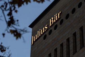 Signa-Altlasten und Brasilien-Exit: Julius Bär meldet Gewinn-Einbruch