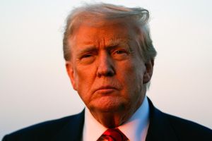 Trumps geheimes Schulden-System: Wer ihn liebt, kassiert – wer ihn hasst, blutet