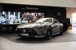 Vernichtungsschlag gegen Mercedes: US-Geheimplan droht deutschen Autoriesen aus dem Markt zu fegen