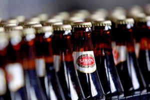 Vom Bierreich zur Konzernspitze: Wie Thailands nächste Milliardärin die Männerdomäne aufmischt