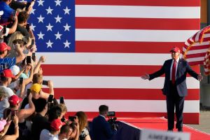 Wirtschaftliche Chancen und Risiken im digitalen Wandel: Was Investoren jetzt wissen müssen