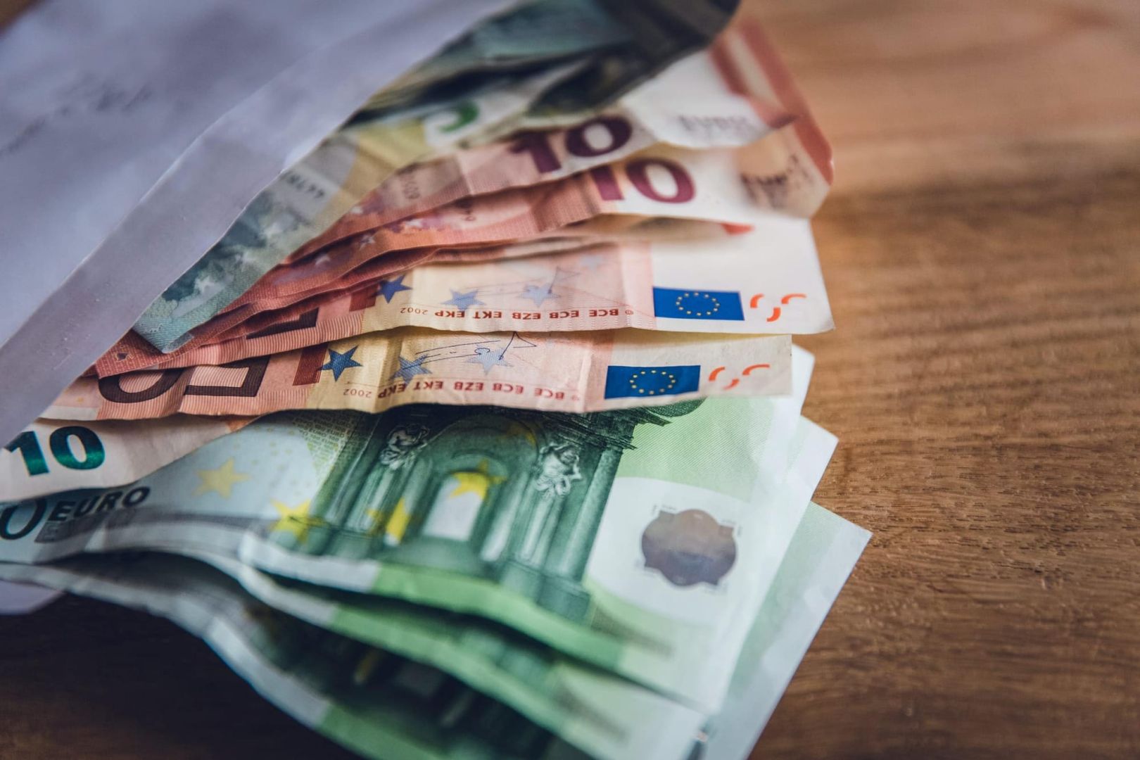 Wirtschaftsdaten fehlen: Wie Investoren trotzdem fundiert entscheiden