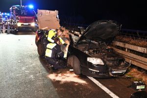 A43 nach schwerem Unfall gesperrt