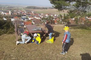 Abfallsammelaktionen mit Erlebnisfaktor im UNESCO Global Geopark Ries