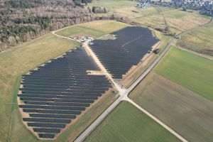 ABO Energy nimmt zweitgrößten deutschen Solarpark der Unternehmensgeschichte in Betrieb