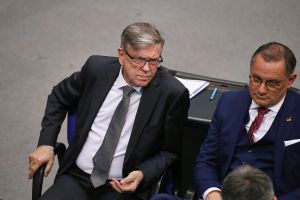 AfD-Bundestagsvizekanddiat Gerold Otten und Tino Chrupalla am 25.03.2025