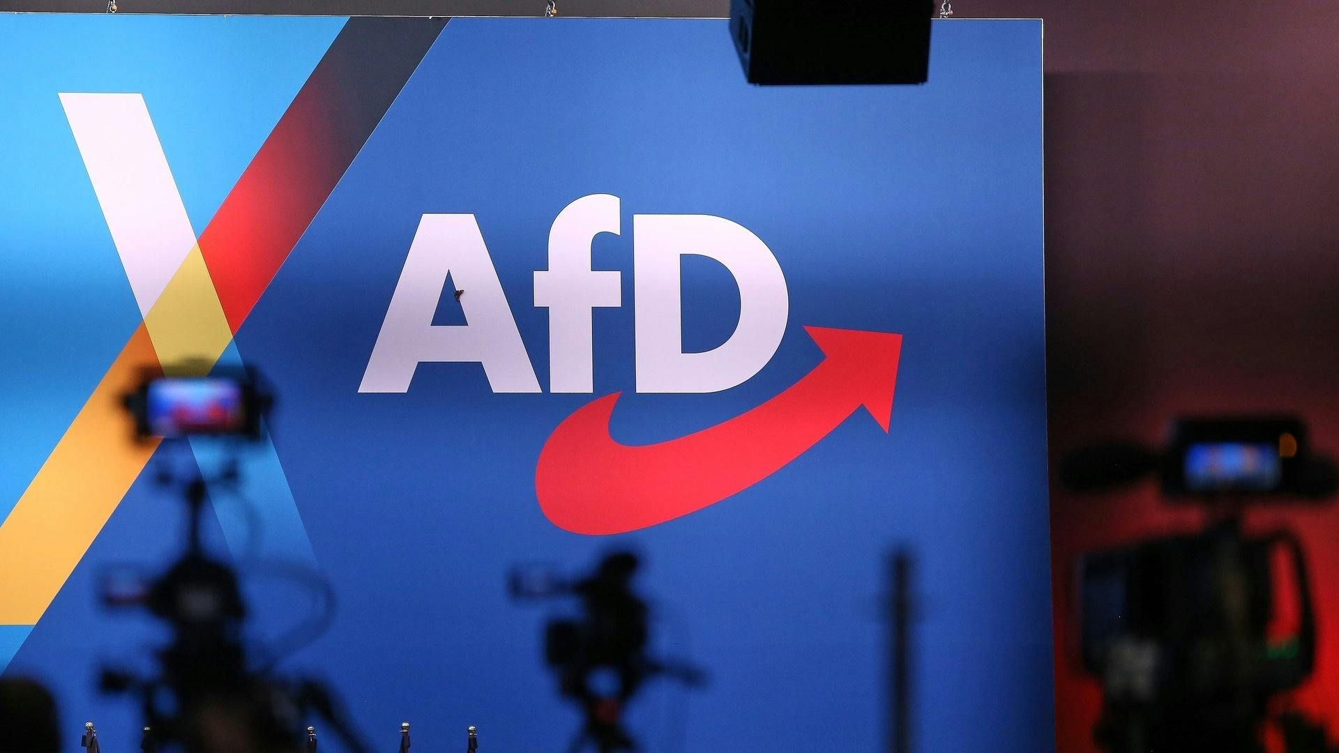 AfD hält Führung – Union fast gleichauf: Grüne-Chefin verliert massiv an Rückhalt