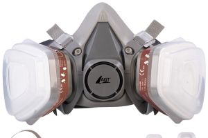 AGT Wiederverwendbare Atemschutzmaske AS-100 mit je 2 Gas- und Partikelfiltern
