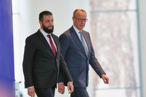 Ahmed al-Scharaa und Friedrich Merz am 30.03.2026