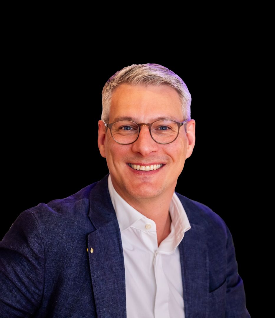 AI COMPL1ZEN UG wird offizieller MinnaLearn-Partner für „Elements of AI for Business“ und erhält Zive Certified Partner-Status