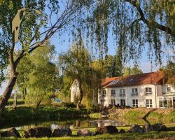 Aktive Auszeit in der Natur: Das Van der Valk Golfhotel Serrahn als idealer Zwischenstopp